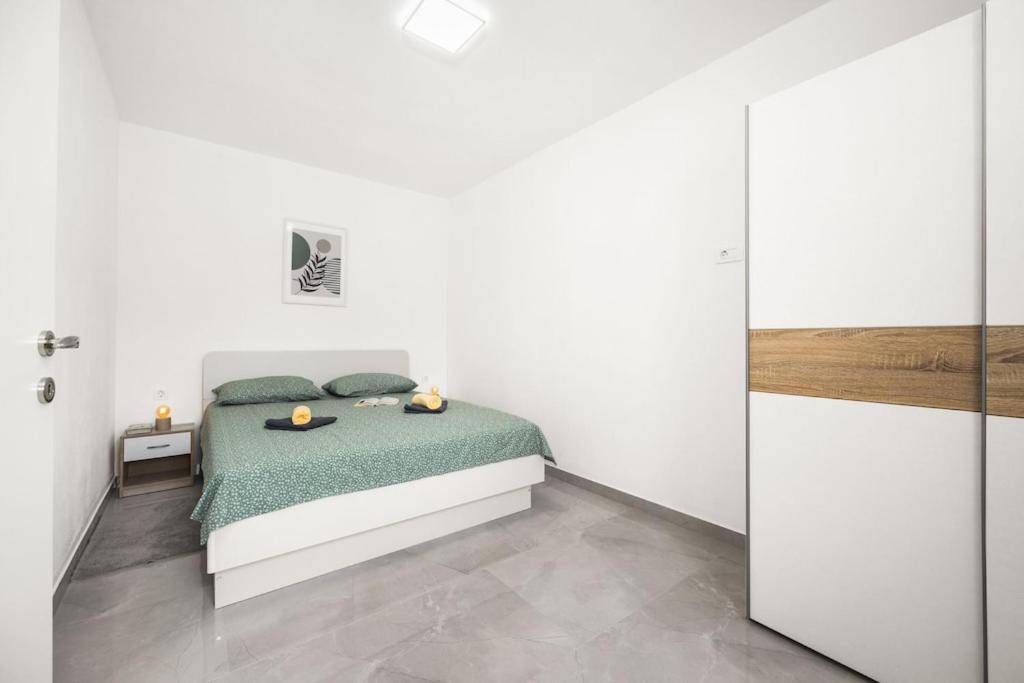 Apartment Olive Garden Near Pula 3 Km From Center And Only 4 Km From The Beach For 4 Persons Buitenkant foto